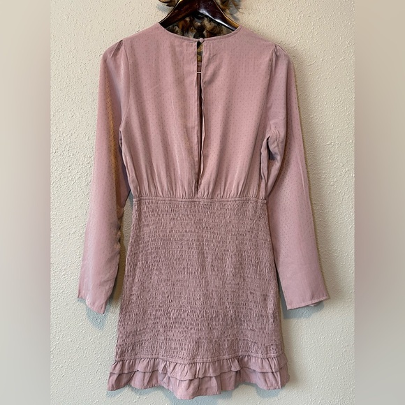 LE LIS Collection Women’s Smocked Mini Dress Long Sleeve Size M NWT Cocktail - Picture 13 of 16